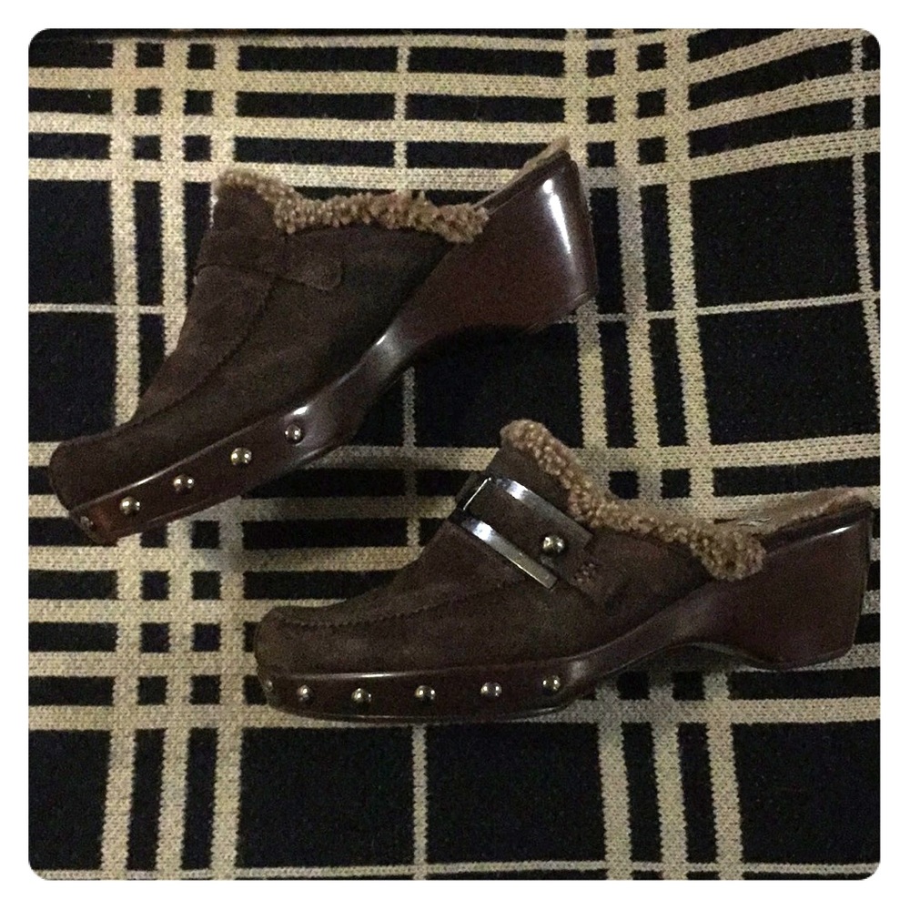 Stuart Weitzman slip ons